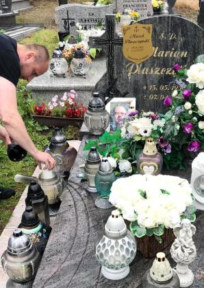 [VIDEO] - Nasz brat, 37-letni Marek odnaleziony martwy w Dublinie. Data zgonu nieprawdziwa, a po wizycie irlandzkiej policji (Garda) zniknął sejf i 44 000 euro! - alarmuje wstrząśnięta rodzina